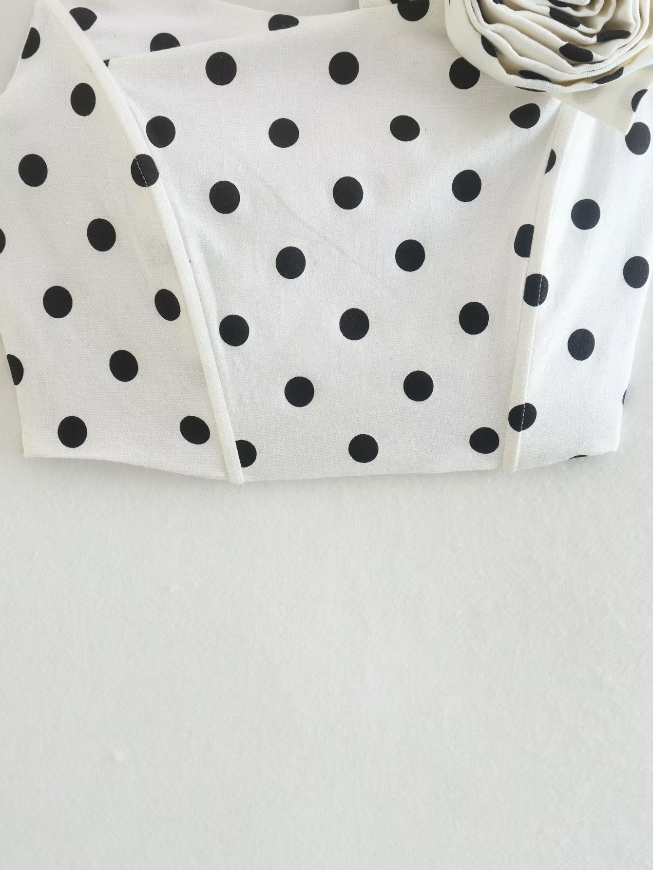 Women's Flower Design Polka Dot Pullover Top