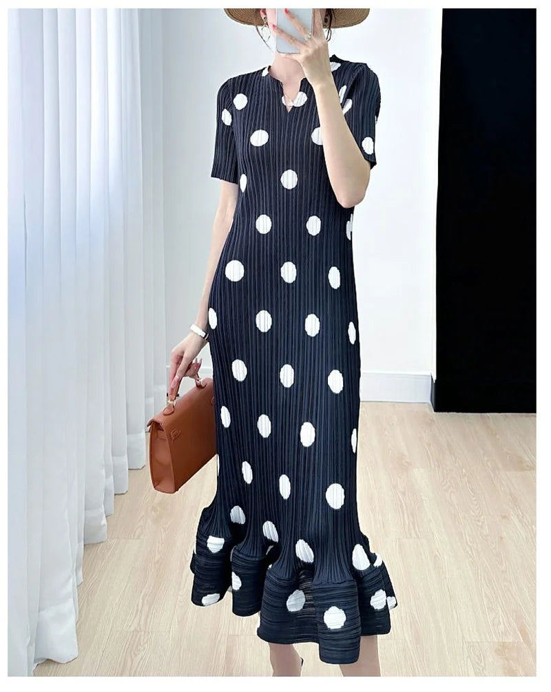 Beautiful Womens Dresses Evening Dresses Miyake Summer Ladies Polka-dot V-neck