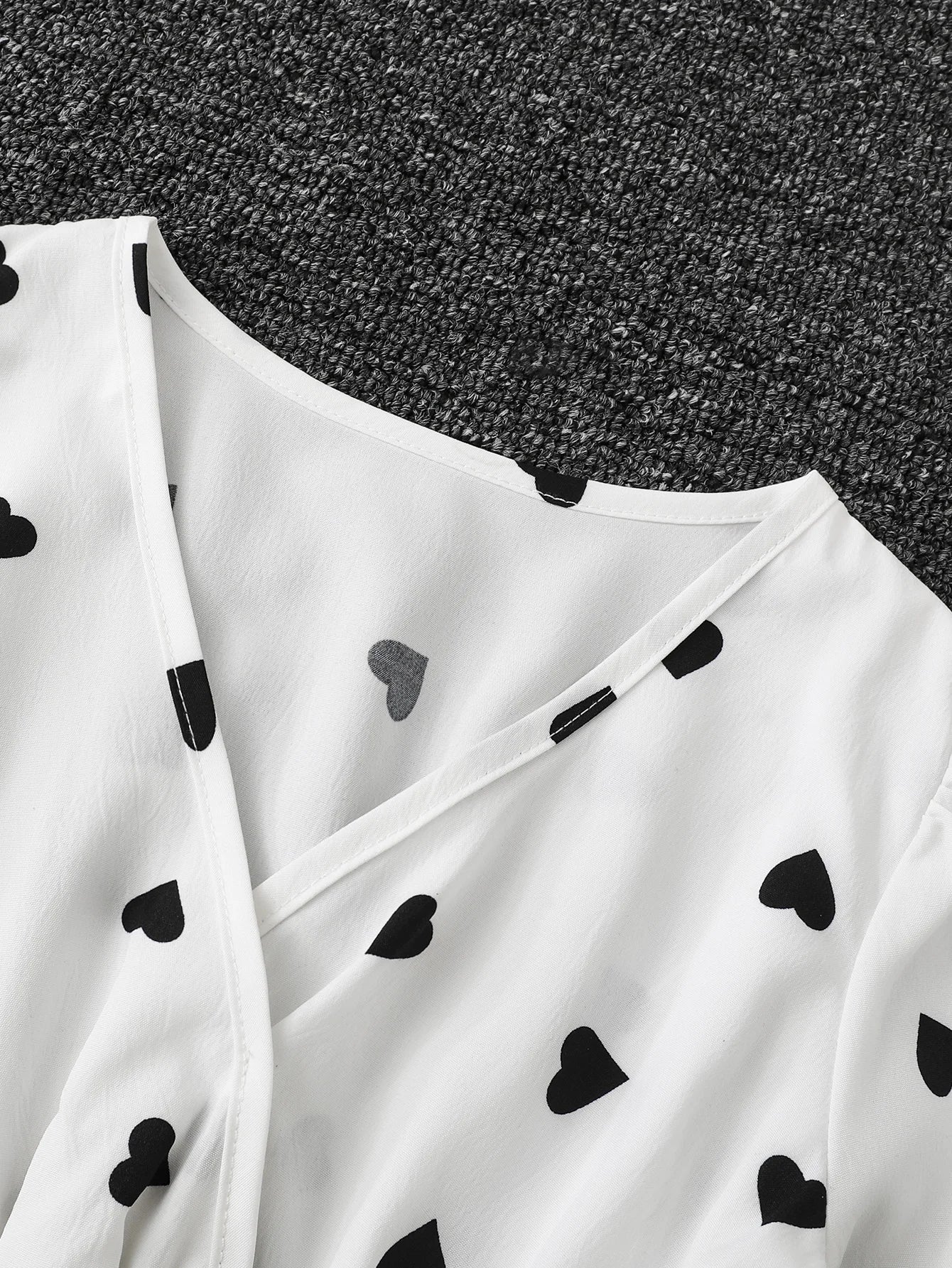 Girls Fashion Heart Shaped Polka Dot Girls (Small) Shirt